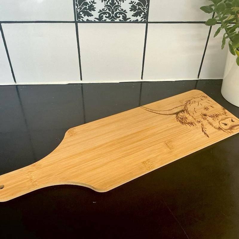 Highland Cow Bamboo Serving Board – Handmade Rustic Chopping Board Gift - Cheese & Charcuterie Serving Platter